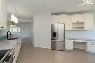 5225 Grandview Square, Edina, MN 55436 - Photo 22