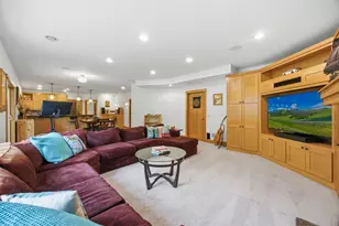 692 Shelerud Dr, Eagan, MN 55123 - Photo 52
