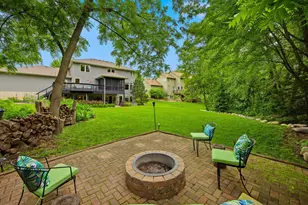 692 Shelerud Dr, Eagan, MN 55123 - Photo 72