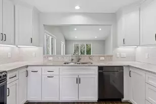 1691 Brueberry Ln, Arden Hills, MN 55112 - Photo 2