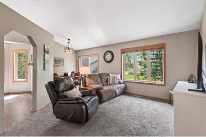 706 79th Street W, Lino Lakes, MN 55014 - Photo 8