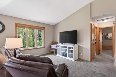 706 79th Street W, Lino Lakes, MN 55014 - Photo 10