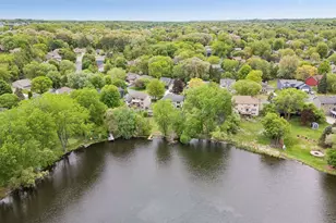 1636 Ashbury Pl, Eagan, MN 55122 - Photo 10