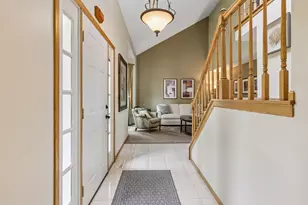1636 Ashbury Pl, Eagan, MN 55122 - Photo 12
