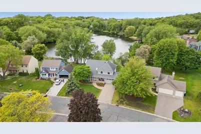 1636 Ashbury Place, Eagan, MN 55122 - Photo 2
