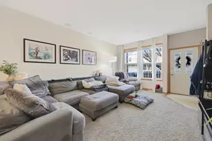 1871 Wildflower Ct, Shoreview, MN 55126 - Photo 10