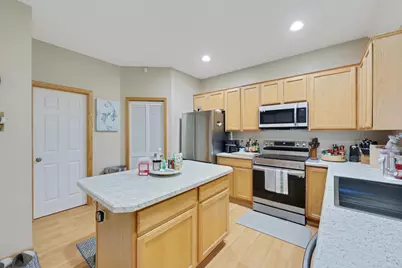1871 Wildflower Court, Shoreview, MN 55126 - Photo 14