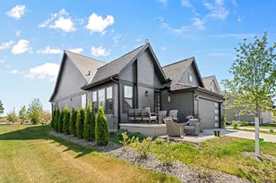 11490 Sunflower Ln N, Lake Elmo, MN 55042 - Photo 4
