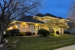 18154 Dane Dr, Eden Prairie, MN 55347 - Photo 2