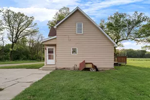 27884 560th Ave, Austin, MN 55912 - Photo 10