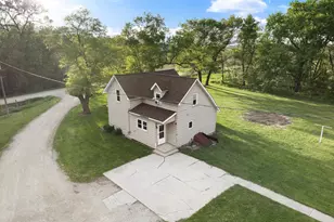 27884 560th Ave, Austin, MN 55912 - Photo 8
