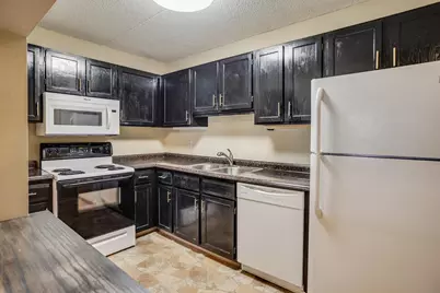 10401 Cedar Lake Road #215, Hopkins, MN 55305 - Photo 4
