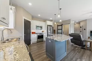 104 Dancing Waters Cir, Mankato, MN 56001 - Photo 6