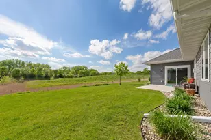104 Dancing Waters Cir, Mankato, MN 56001 - Photo 38
