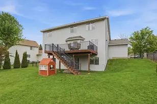 1961 Sierra Pkwy, Waconia, MN 55387 - Photo 18