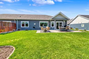 906 Lake Forest Cir, Detroit Lakes, MN 56501 - Photo 4