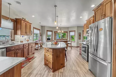 906 Lake Forest Circle, Detroit Lakes, MN 56501 - Photo 16