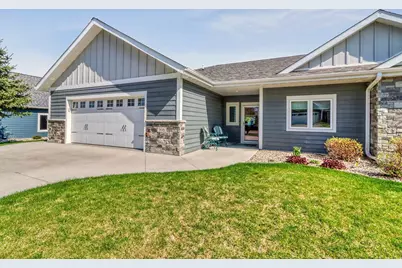 906 Lake Forest Circle, Detroit Lakes, MN 56501 - Photo 2
