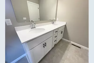 19847 Enfield Avenue N, Forest Lake, MN 55025 - Photo 10
