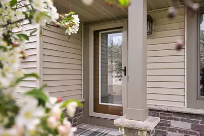 1003 Farrell Street S, Maplewood, MN 55119 - Photo 2