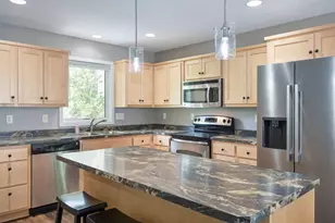 1003 Farrell St S, Maplewood, MN 55119 - Photo 8