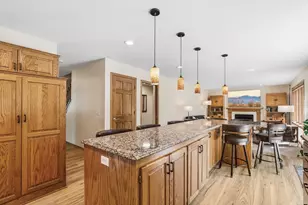 1165 Berwick Ln, Mahtomedi, MN 55115 - Photo 12