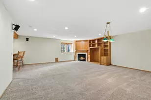 1165 Berwick Ln, Mahtomedi, MN 55115 - Photo 40