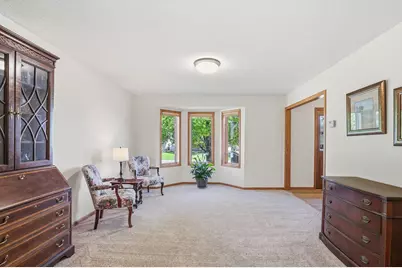 1165 Berwick Lane, Mahtomedi, MN 55115 - Photo 8