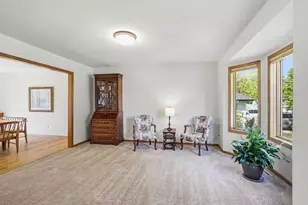 1165 Berwick Ln, Mahtomedi, MN 55115 - Photo 6