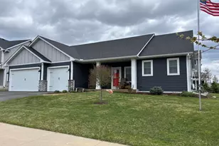 9613 W Wind Tr, Woodbury, MN 55129 - Photo 1