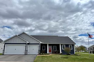 9613 W Wind Tr, Woodbury, MN 55129 - Photo 2