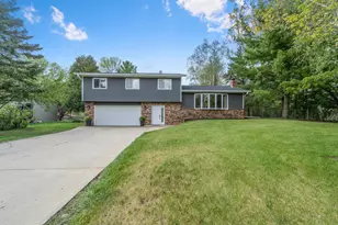 4208 Heritage Ln NE, Alexandria, MN 56308 - Photo 2