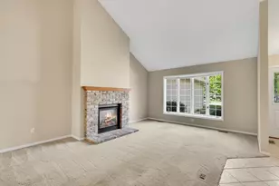 8313 Essex Rd, Chanhassen, MN 55317 - Photo 6