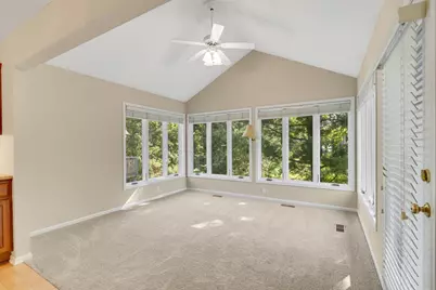 8313 Essex Road, Chanhassen, MN 55317 - Photo 12