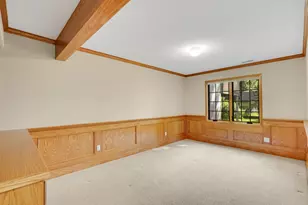 8313 Essex Rd, Chanhassen, MN 55317 - Photo 24