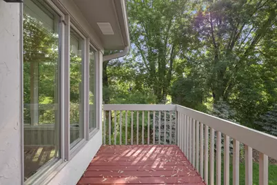 8313 Essex Road, Chanhassen, MN 55317 - Photo 4