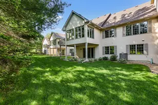 8313 Essex Rd, Chanhassen, MN 55317 - Photo 2