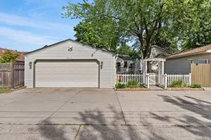 4425 Knox Ave N, Minneapolis, MN 55412 - Photo 18
