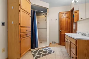 9 Van Buren Ave S, Hopkins, MN 55343 - Photo 6
