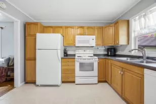 1219 12th St S, Moorhead, MN 56560 - Photo 10