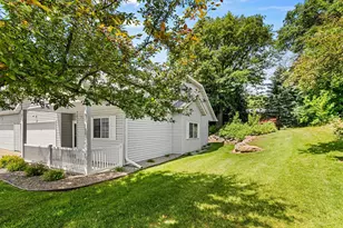 2828 Brewers Ln, Stillwater, MN 55082 - Photo 24