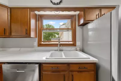808 E Vine Street, Owatonna, MN 55060 - Photo 18
