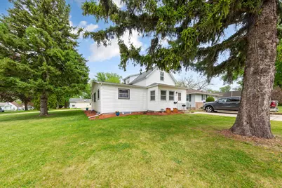 808 E Vine Street, Owatonna, MN 55060 - Photo 4