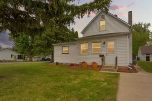 808 E Vine St, Owatonna, MN 55060 - Photo 4