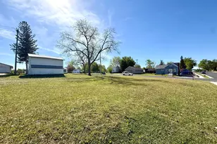 512 S Broadway St, Spring Valley, MN 55975 - Photo 26