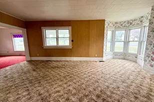 512 S Broadway St, Spring Valley, MN 55975 - Photo 10