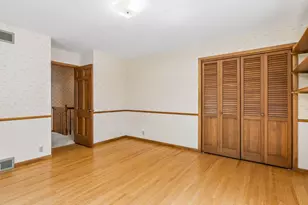 3931 Huntingdon Dr, Hopkins, MN 55305 - Photo 24