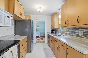 3110 W 82nd St, Bloomington, MN 55431 - Photo 10