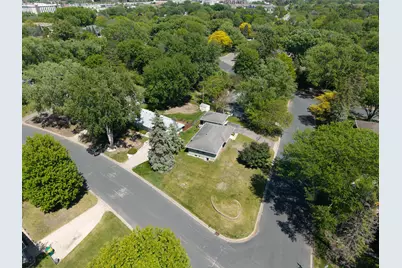 3110 W 82nd Street, Bloomington, MN 55431 - Photo 2