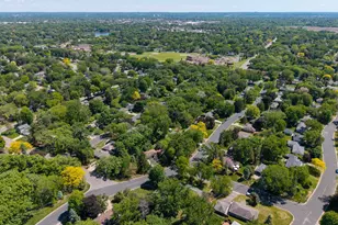 3110 W 82nd St, Bloomington, MN 55431 - Photo 34